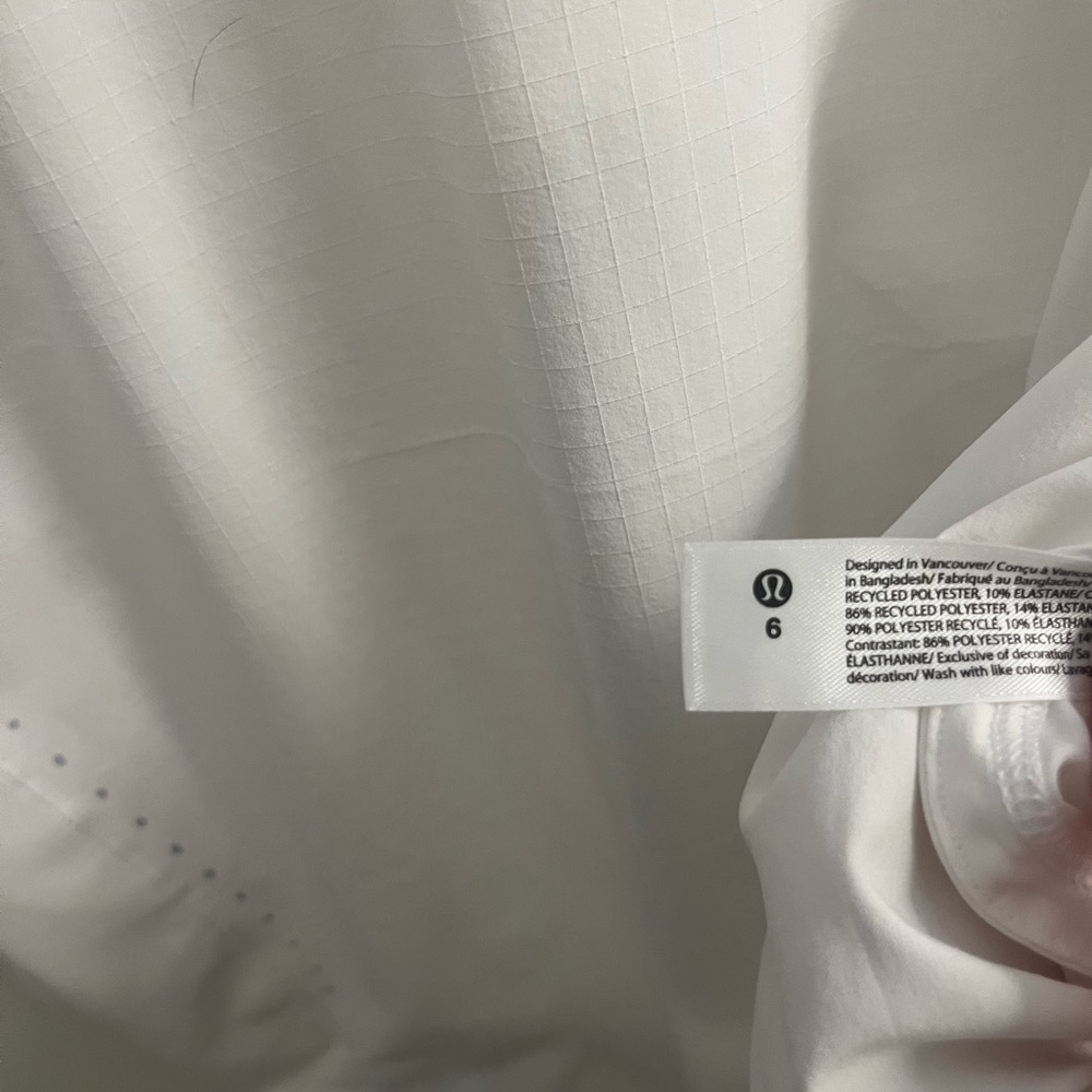 Lululemon top - Picture 3 of 3